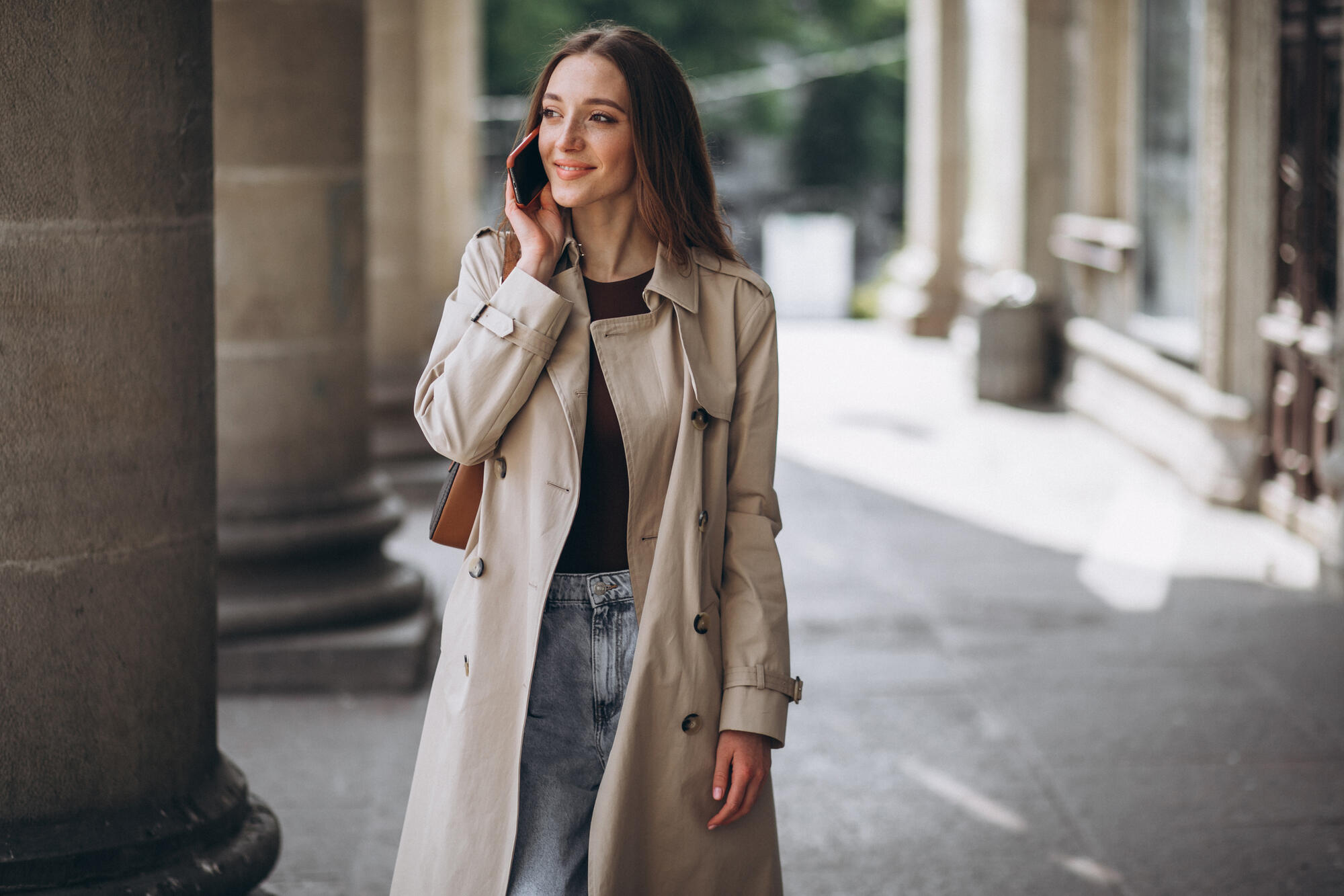 Veja como usar trench coat feminino